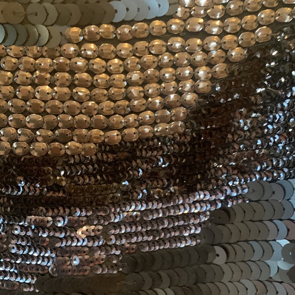 Metallic sequin mini skirt - Picture 2 of 3